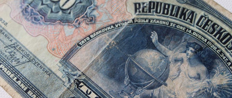 Restaurátor papíru - restaurování bankovek